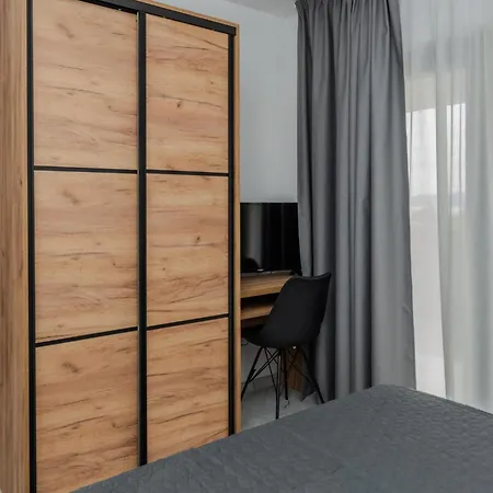 4 Bedroom Awesome In Vakantiehuis Posedarje